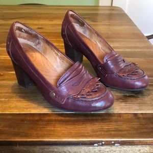 Clarks indigo loafer style heels